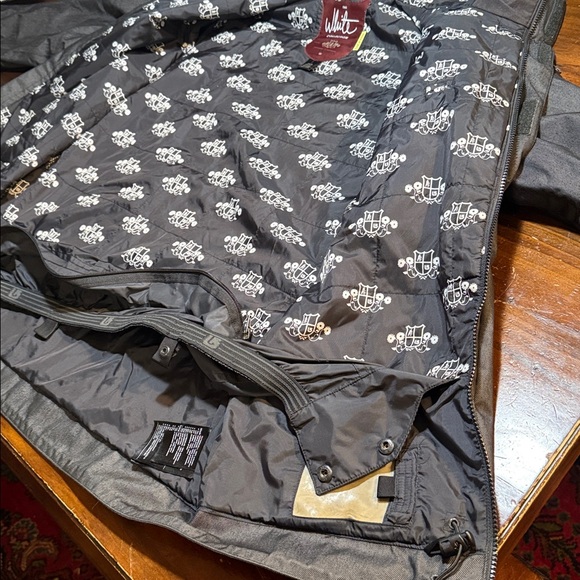 BURTON DRY RIDE THE WHITE COLLECTION SKI/SNOWBOARD JACKET🔥 - Picture 13 of 16
